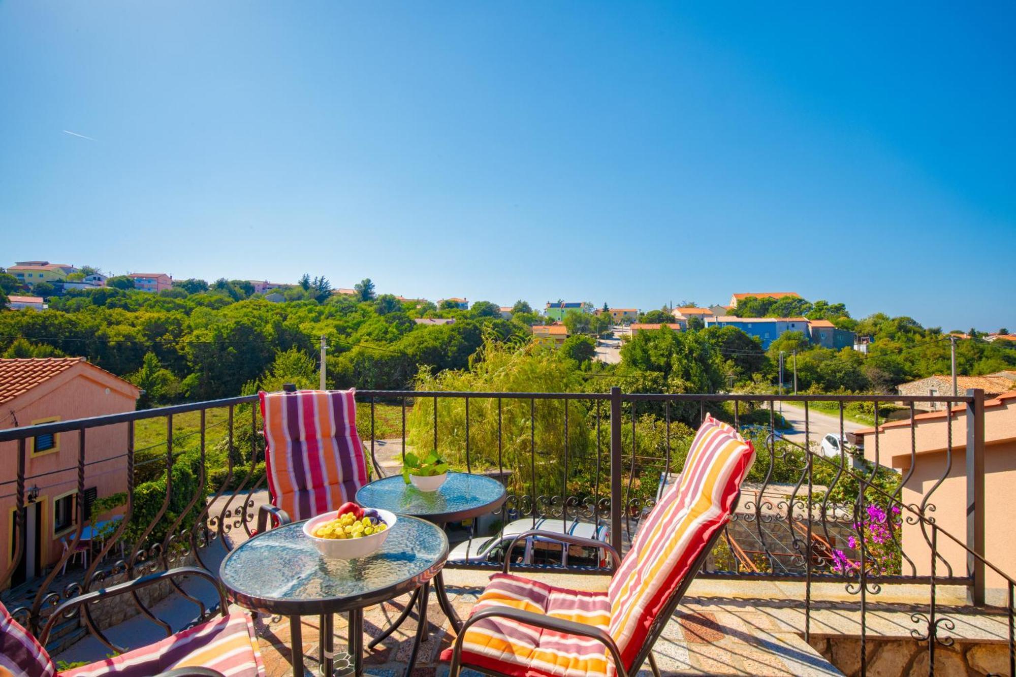 Apartments Lina Vrh  Екстер'єр фото