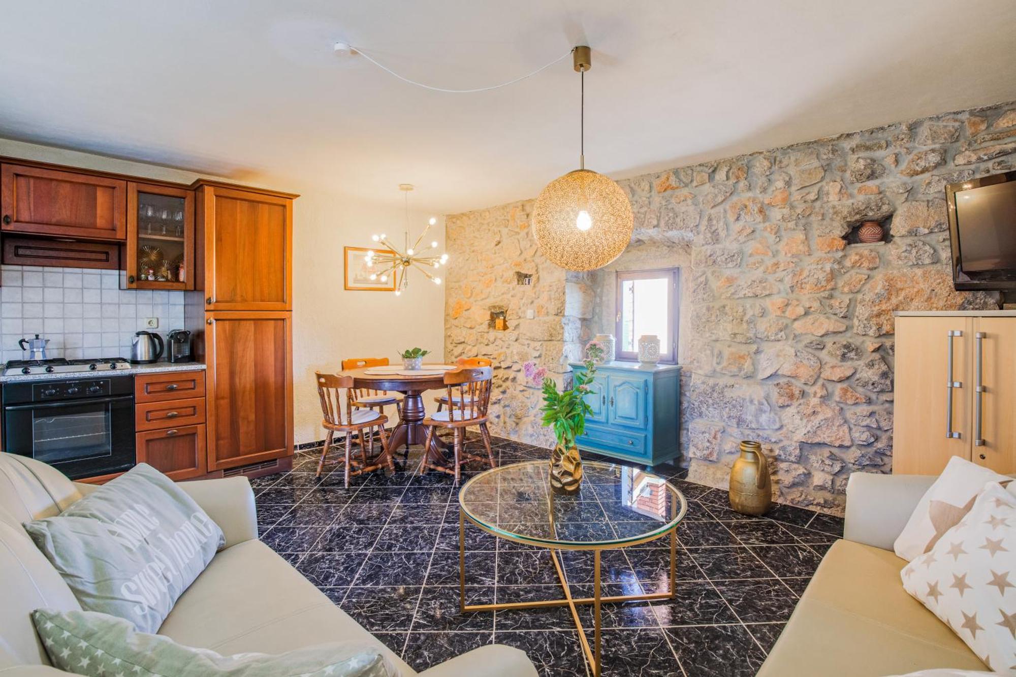Apartments Lina Vrh  Екстер'єр фото
